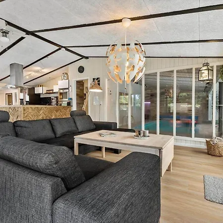 8864-glesborg-bosholmstien-5 *