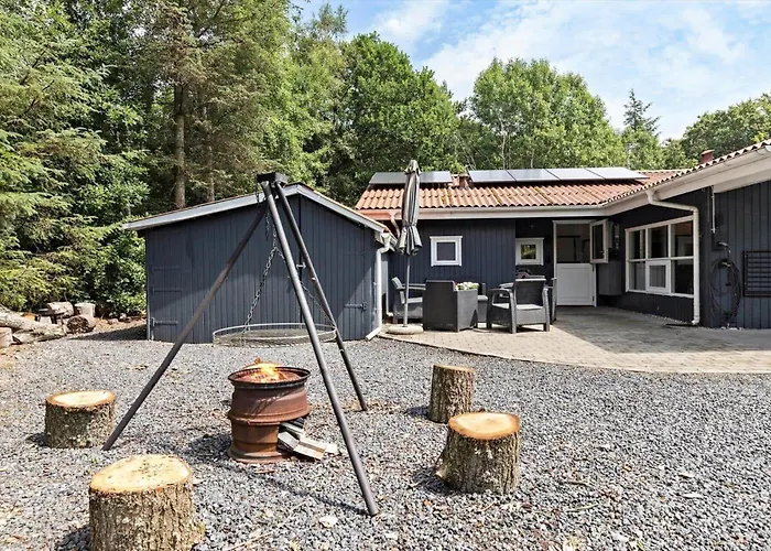 8864-glesborg-bosholmstien-5 *